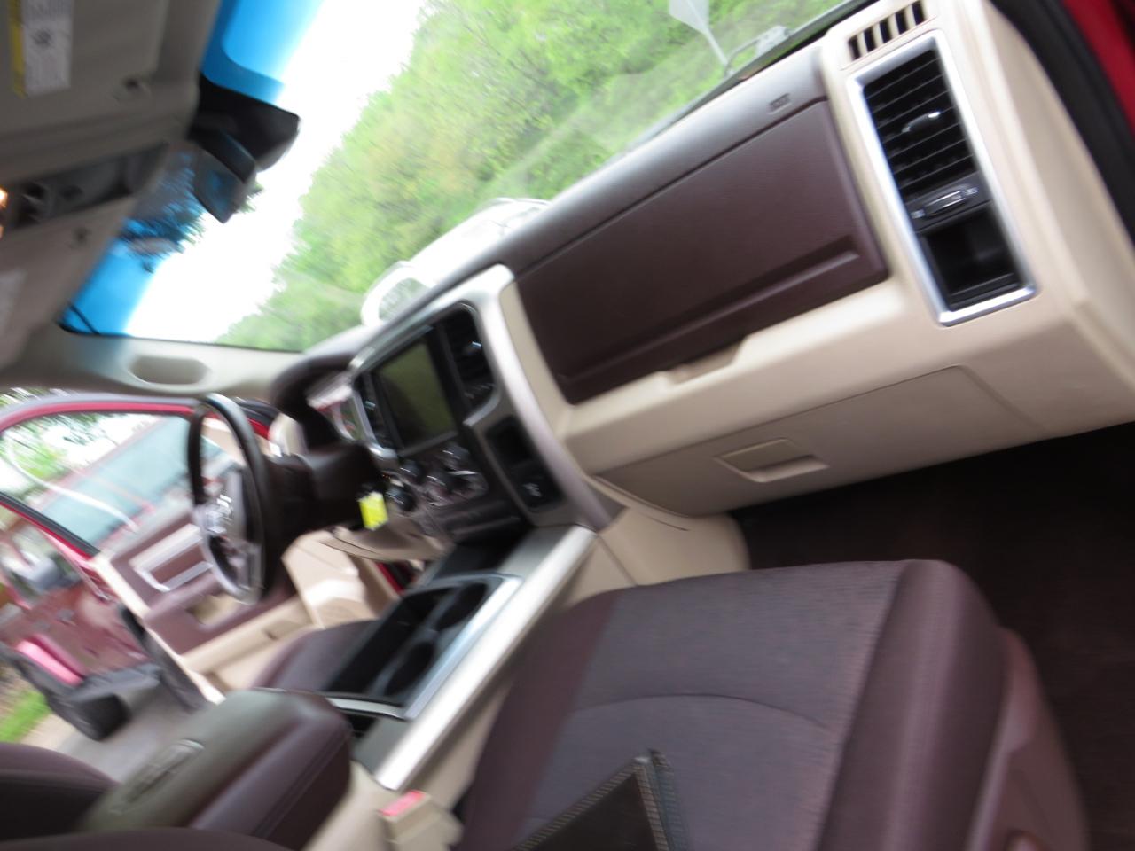 RAM 1500 4WD Crew Cab 140.5" Big Horn 2015