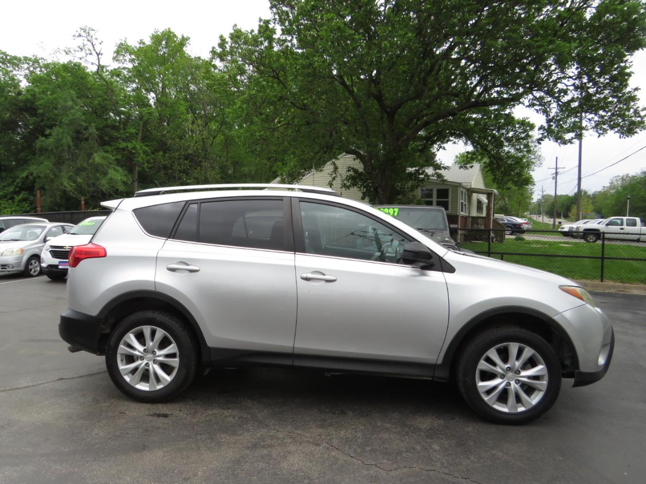Toyota RAV4 AWD 4dr Limited (Natl) 2015