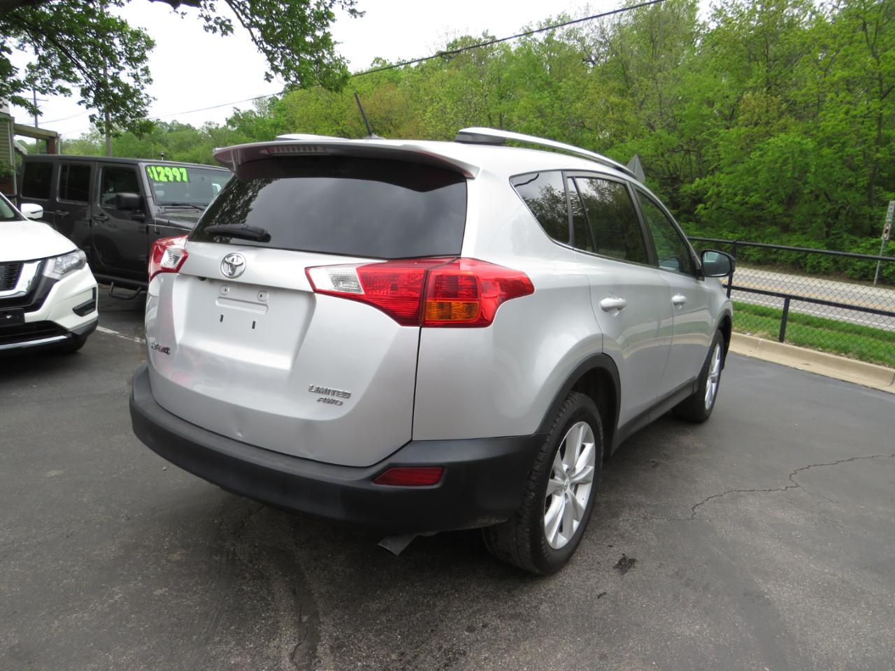 Toyota RAV4 AWD 4dr Limited (Natl) 2015
