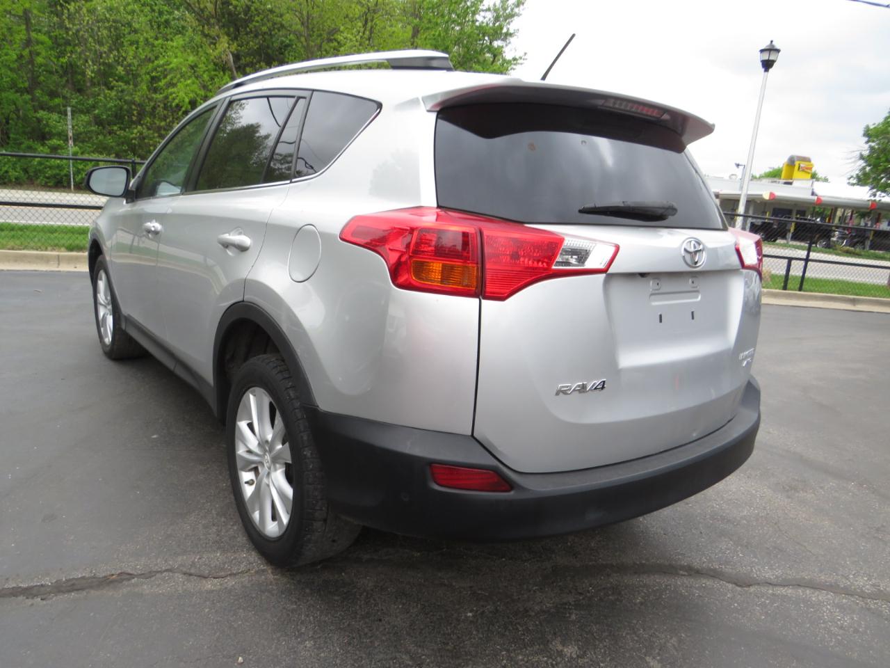 Toyota RAV4 AWD 4dr Limited (Natl) 2015