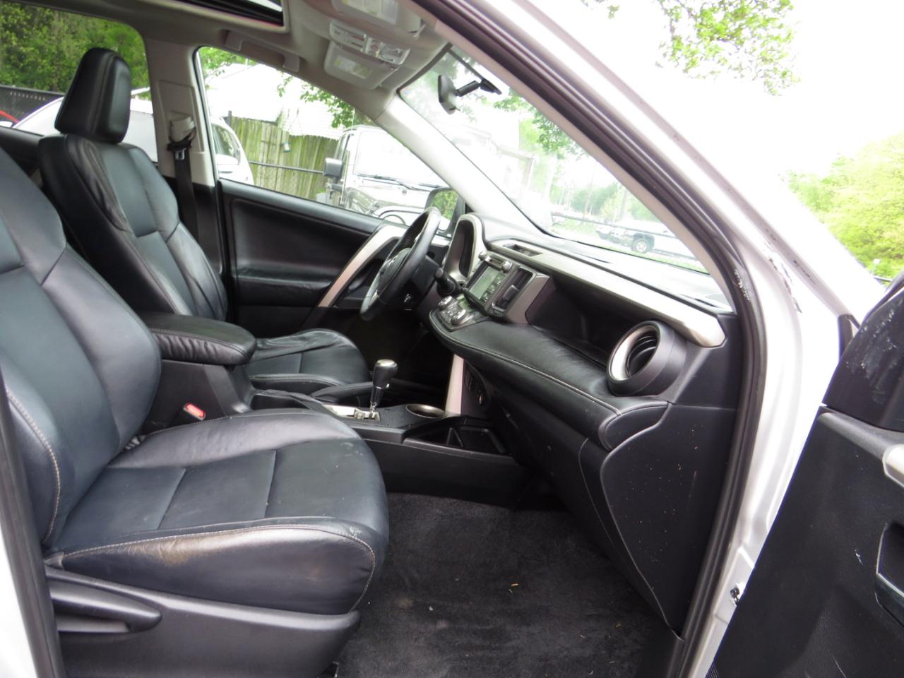 Toyota RAV4 AWD 4dr Limited (Natl) 2015