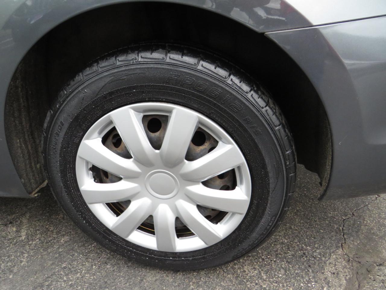 Volkswagen Jetta Sedan 4dr Auto S w/Sunroof 2012