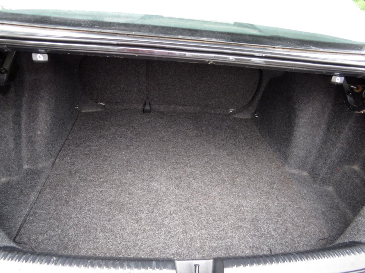 Volkswagen Jetta Sedan 4dr Auto S w/Sunroof 2012