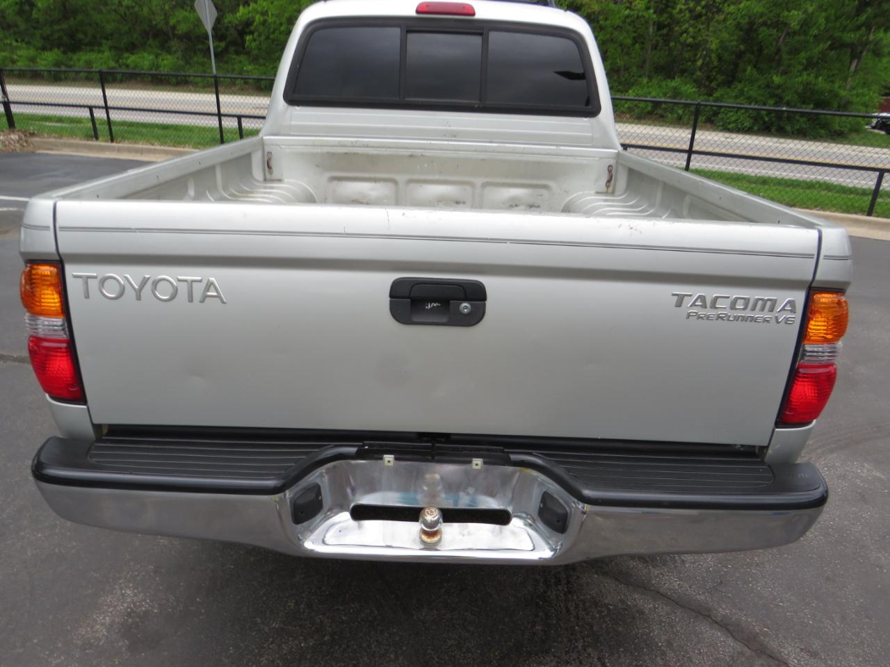 Toyota Tacoma DoubleCab PreRunner V6 Auto (Natl) 2002