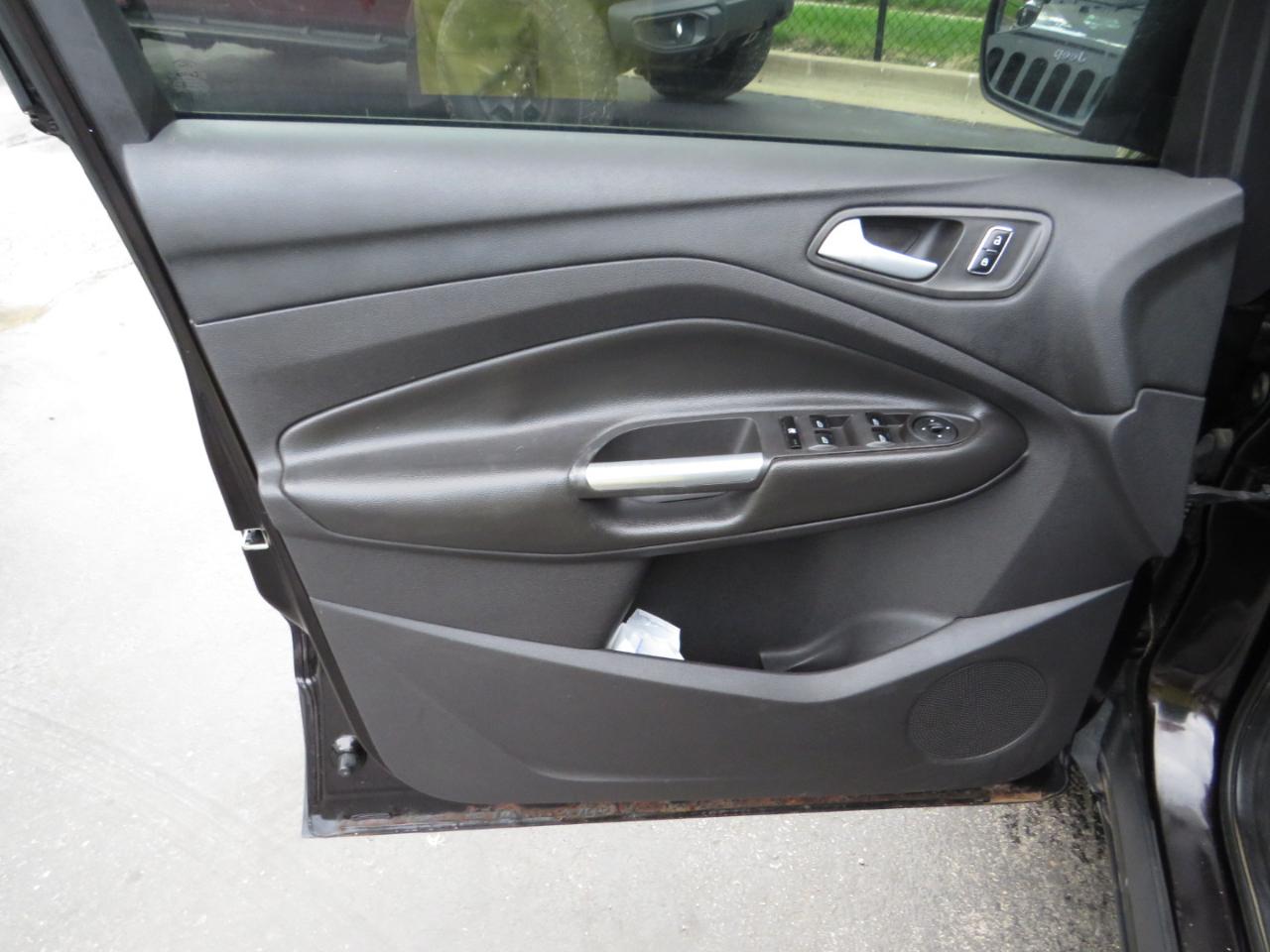 Ford Escape 4WD 4dr SE 2013