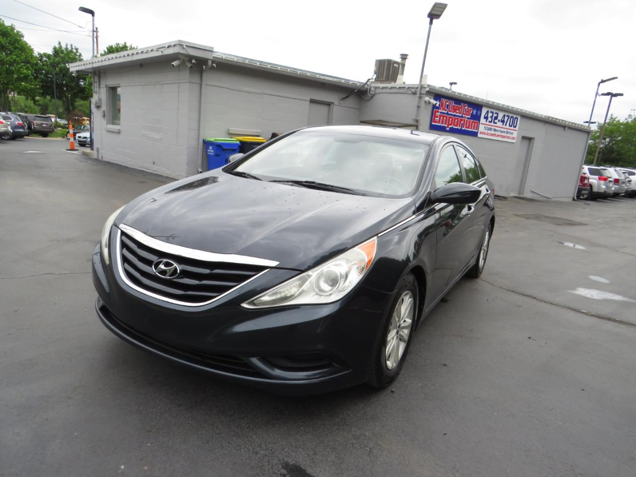 Hyundai Sonata 4dr Sdn 2.4L Auto GLS 2011