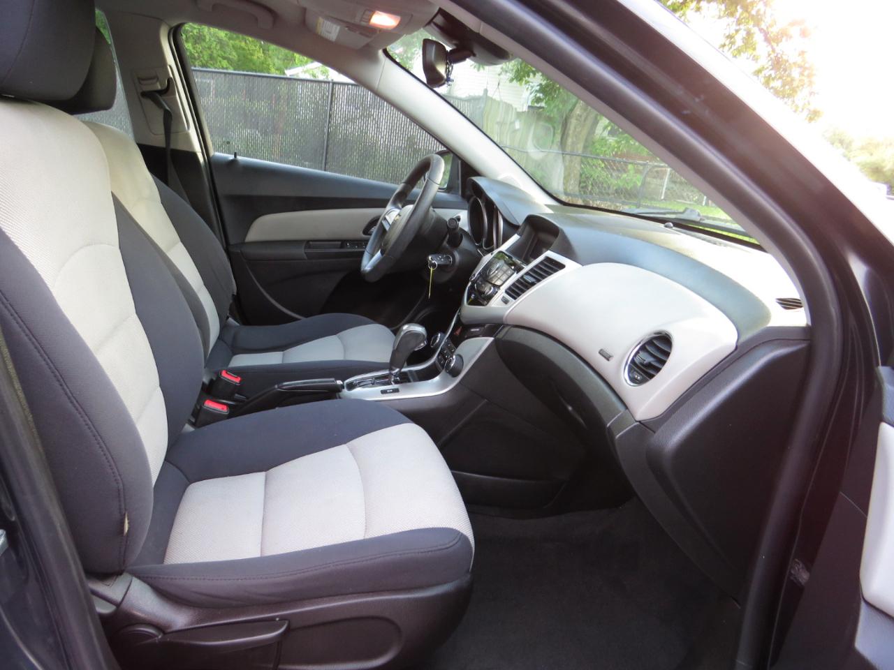 Chevrolet Cruze 4dr Sdn Auto LS 2015