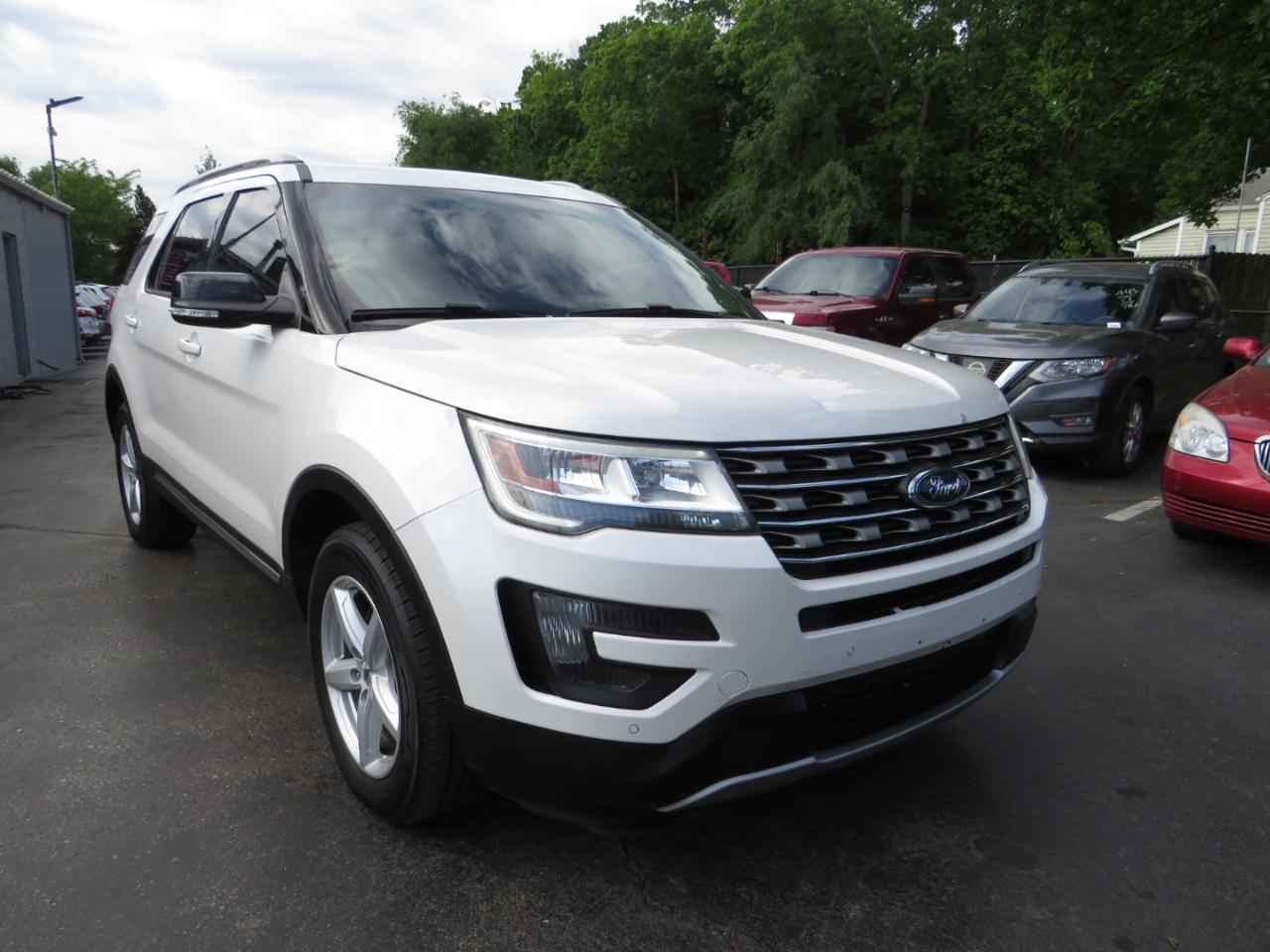 Ford Explorer 4WD 4dr XLT 2016