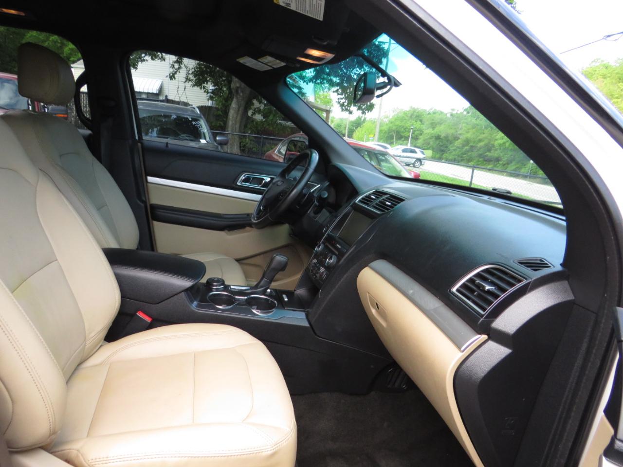 Ford Explorer 4WD 4dr XLT 2016