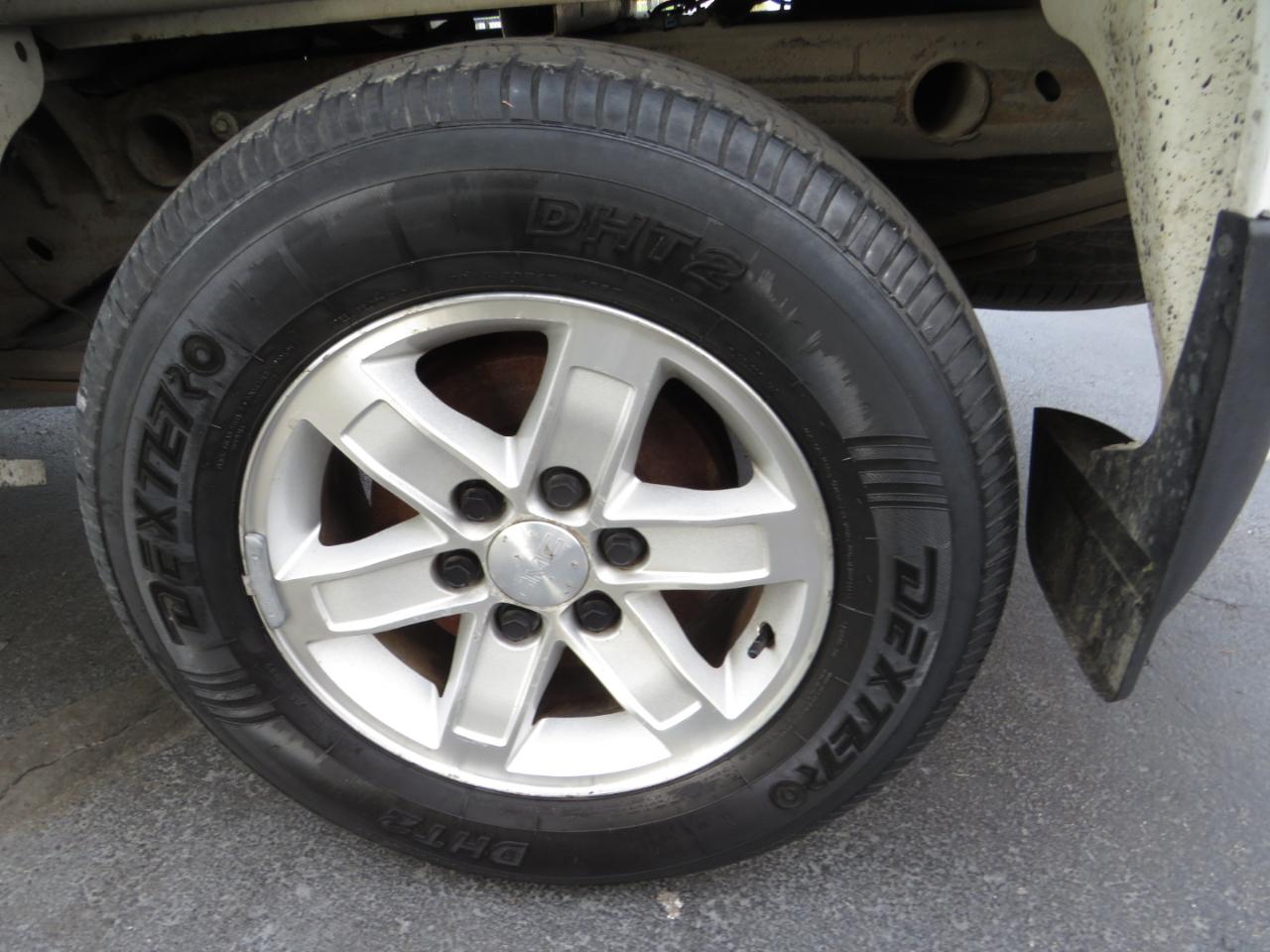 GMC Sierra 1500 2WD Crew Cab 143.5" SLE 2010