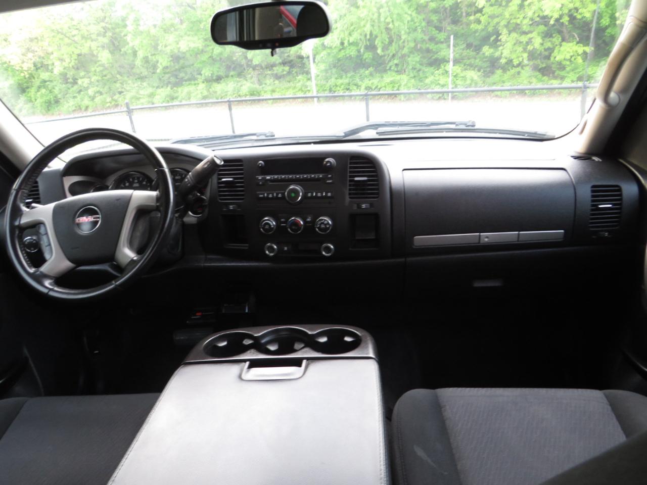 GMC Sierra 1500 2WD Crew Cab 143.5" SLE 2010