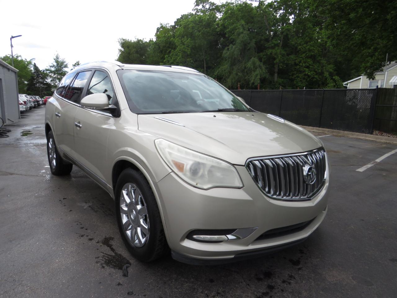 Buick Enclave FWD 4dr Leather 2013