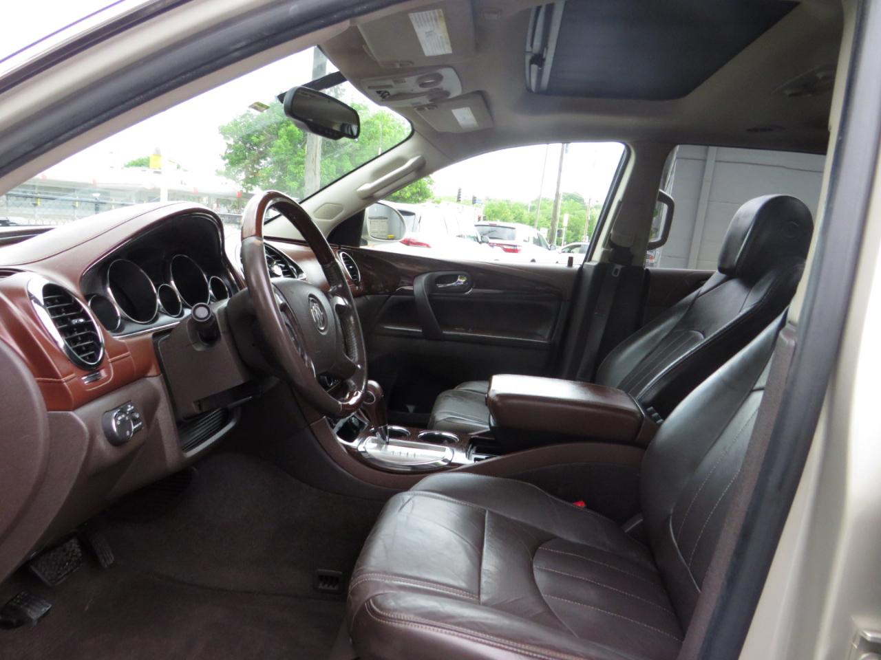 Buick Enclave FWD 4dr Leather 2013