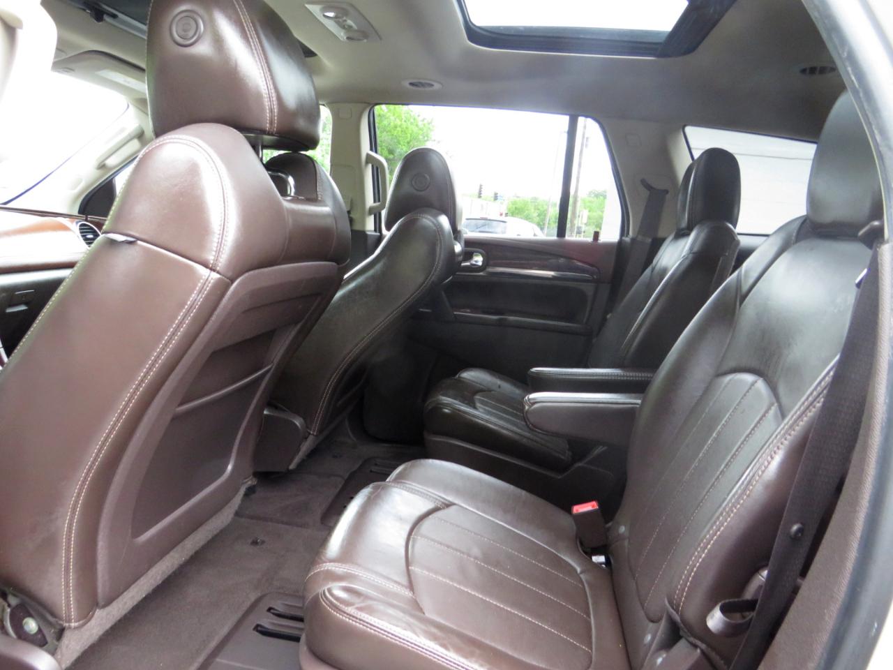Buick Enclave FWD 4dr Leather 2013