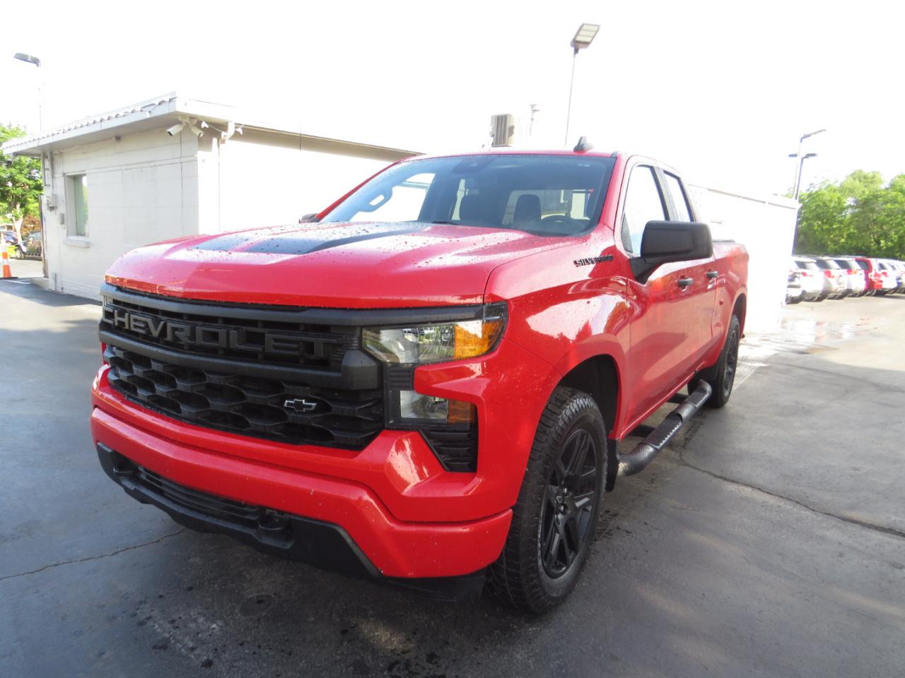 Chevrolet Silverado 1500 4WD Double Cab 147" Custom 2022