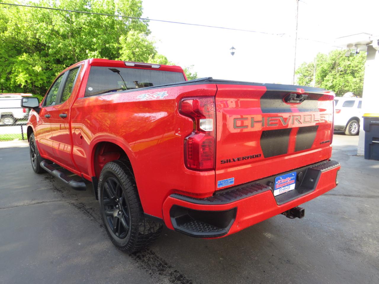 Chevrolet Silverado 1500 4WD Double Cab 147" Custom 2022