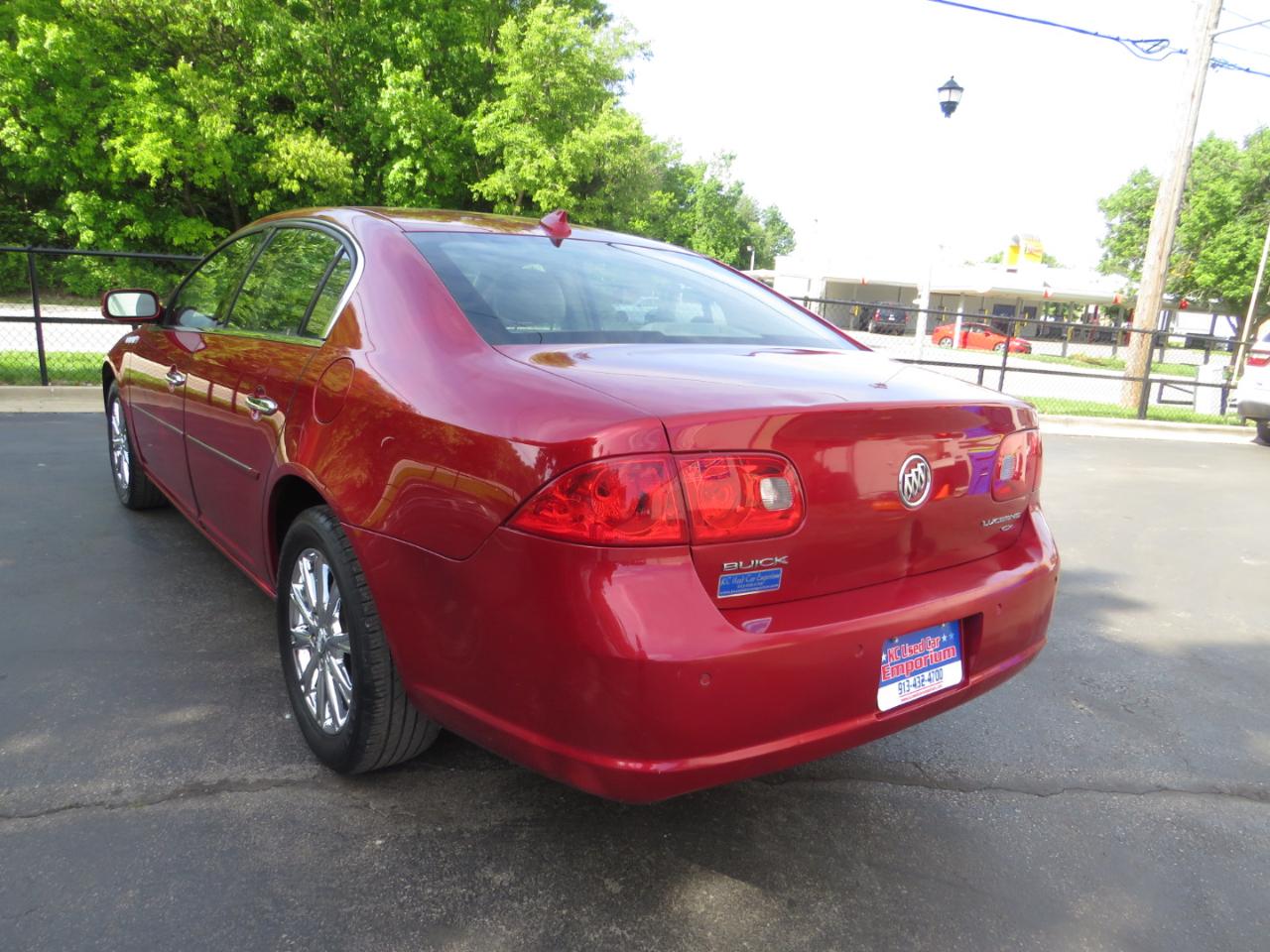 Buick Lucerne 4dr Sdn CXL-4 2009