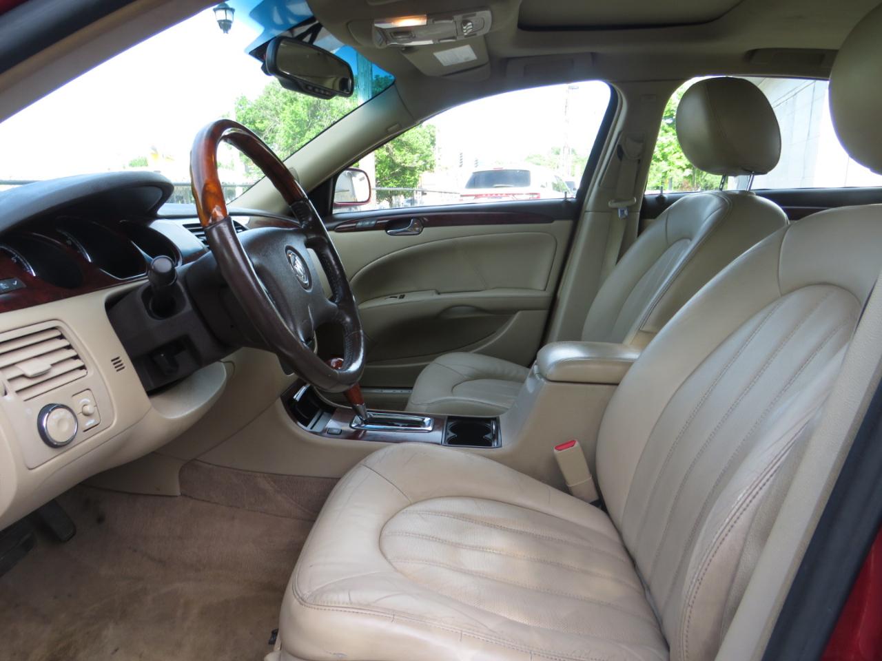 Buick Lucerne 4dr Sdn CXL-4 2009