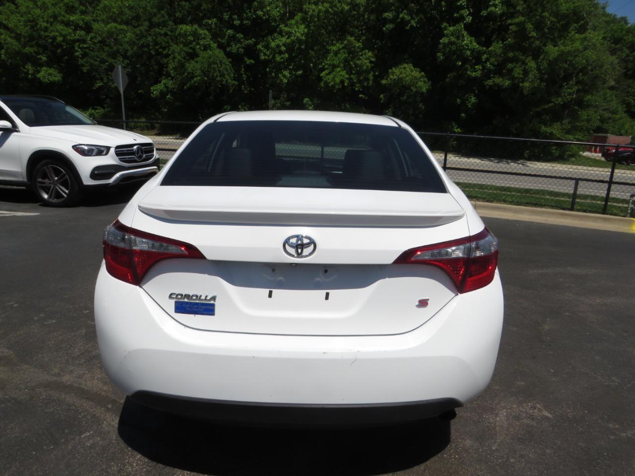 Toyota Corolla 4dr Sdn CVT LE Premium (Natl) 2015