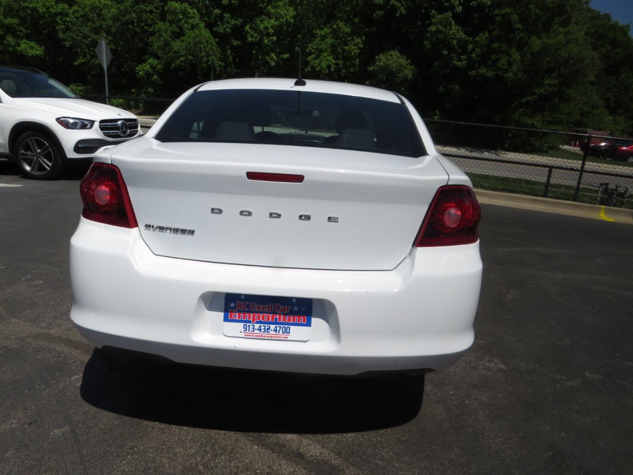 Dodge Avenger 4dr Sdn SE 2014