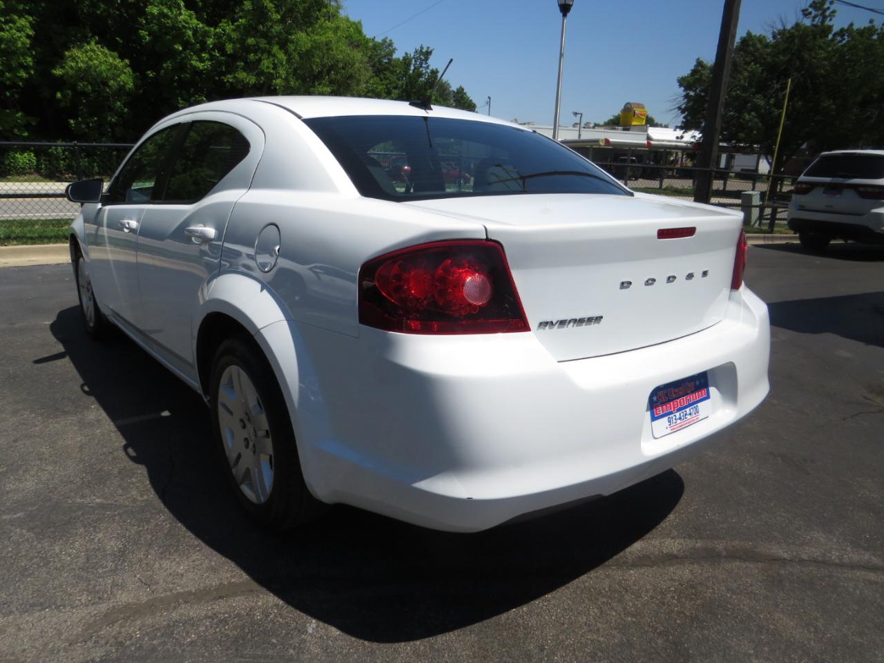 Dodge Avenger 4dr Sdn SE 2014