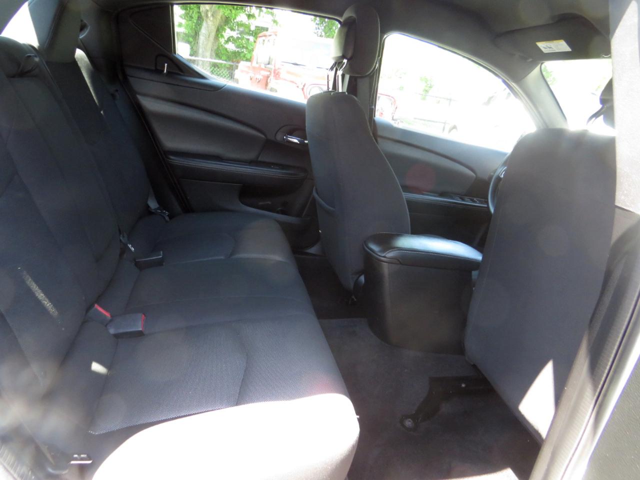 Dodge Avenger 4dr Sdn SE 2014