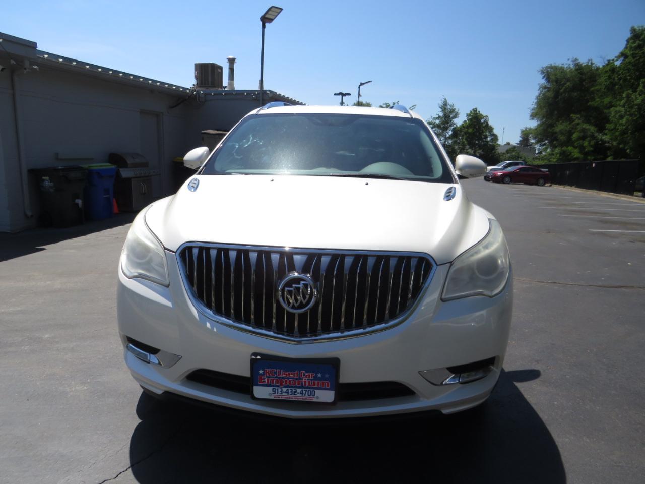 Buick Enclave FWD 4dr Convenience 2015