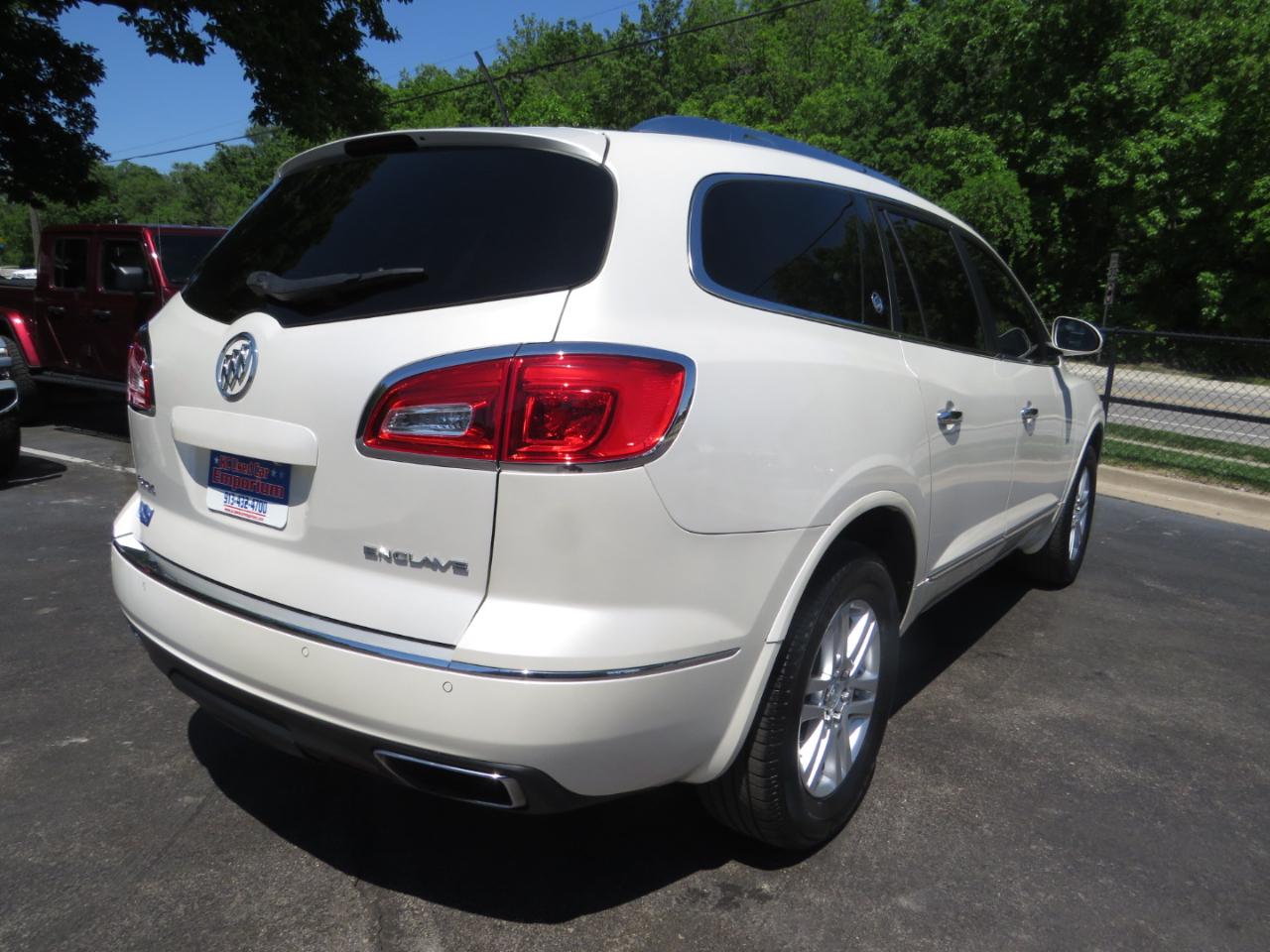 Buick Enclave FWD 4dr Convenience 2015