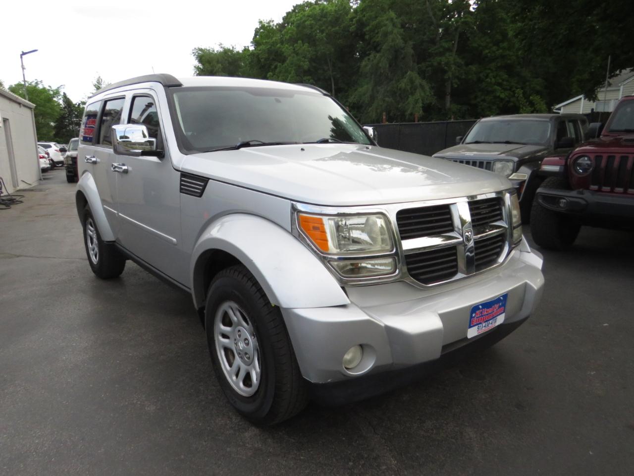 Dodge Nitro 2WD 4dr SE 2011