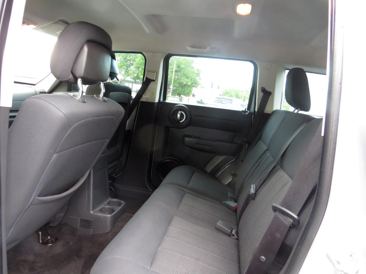 Dodge Nitro 2WD 4dr SE 2011