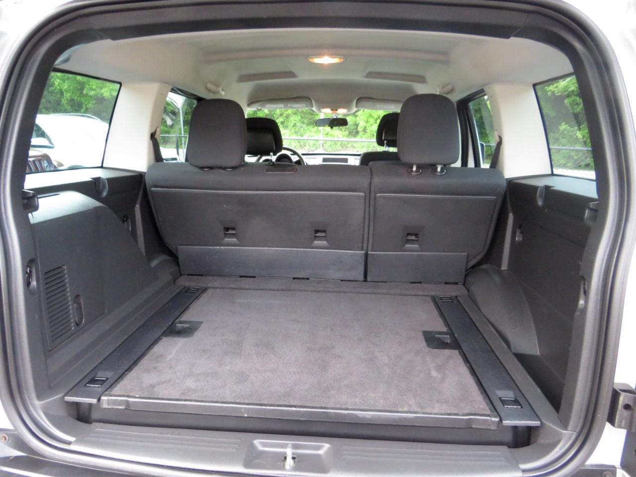 Dodge Nitro 2WD 4dr SE 2011
