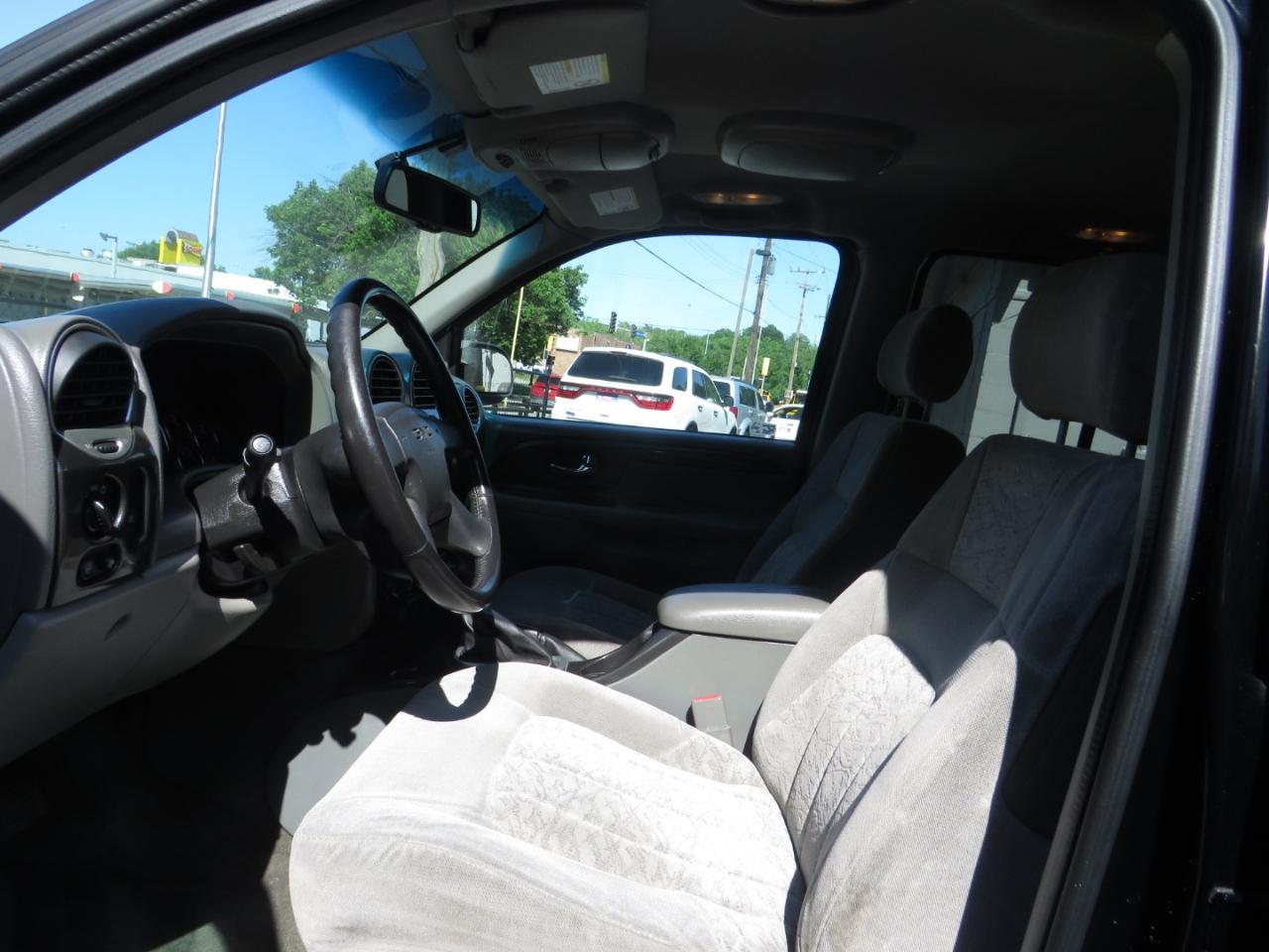 GMC Envoy 4dr 4WD SLE 2002