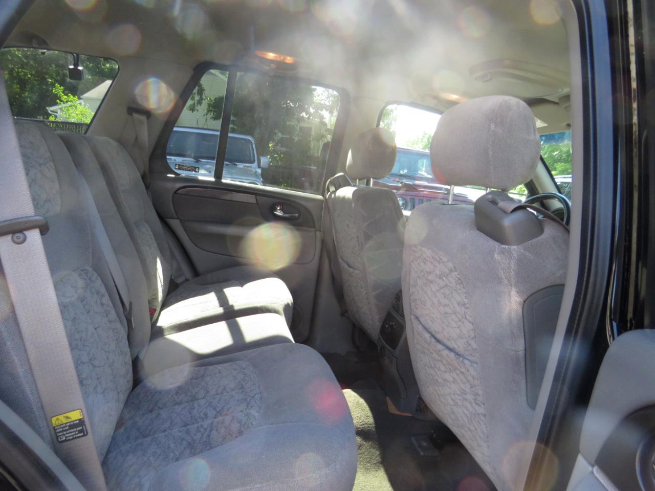 GMC Envoy 4dr 4WD SLE 2002