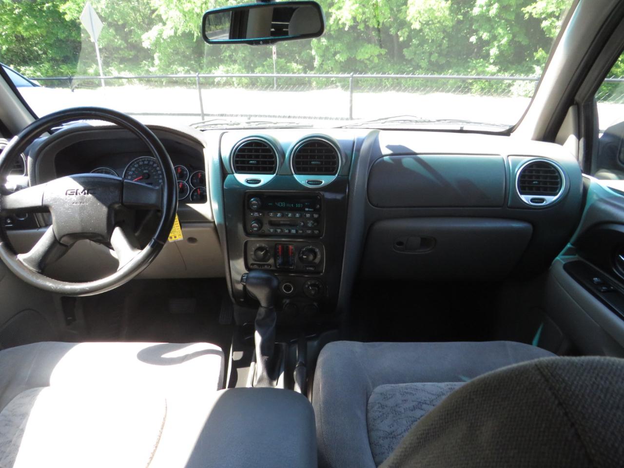 GMC Envoy 4dr 4WD SLE 2002