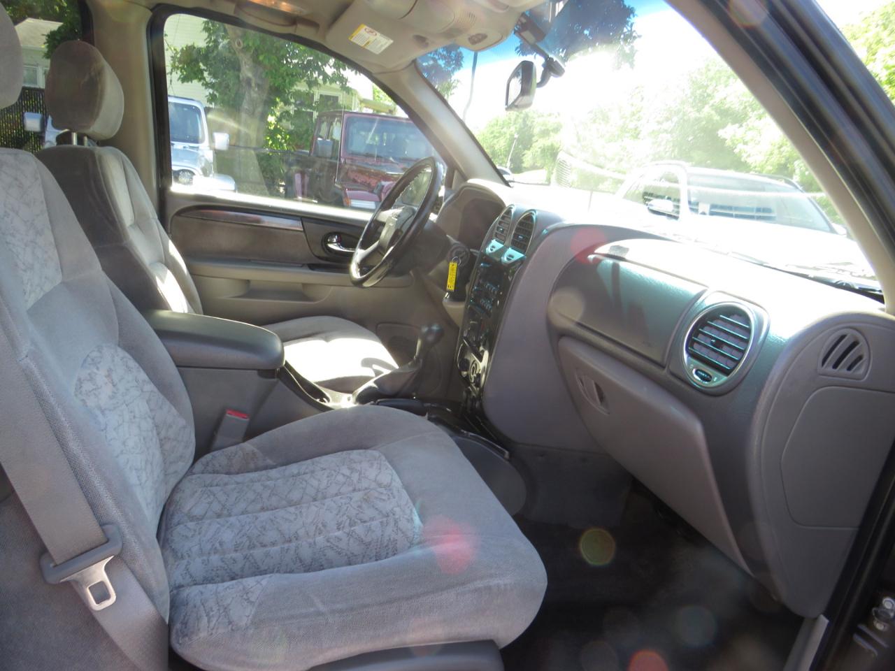 GMC Envoy 4dr 4WD SLE 2002