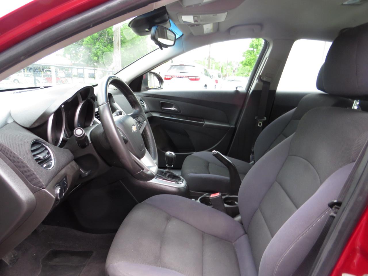 Chevrolet Cruze 4dr Sdn ECO 2012