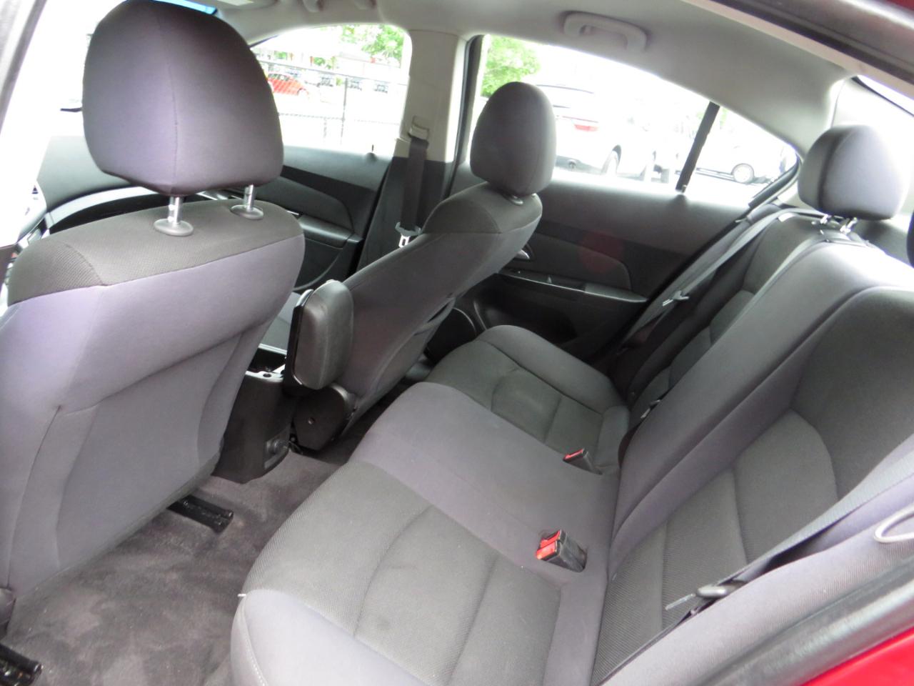 Chevrolet Cruze 4dr Sdn ECO 2012