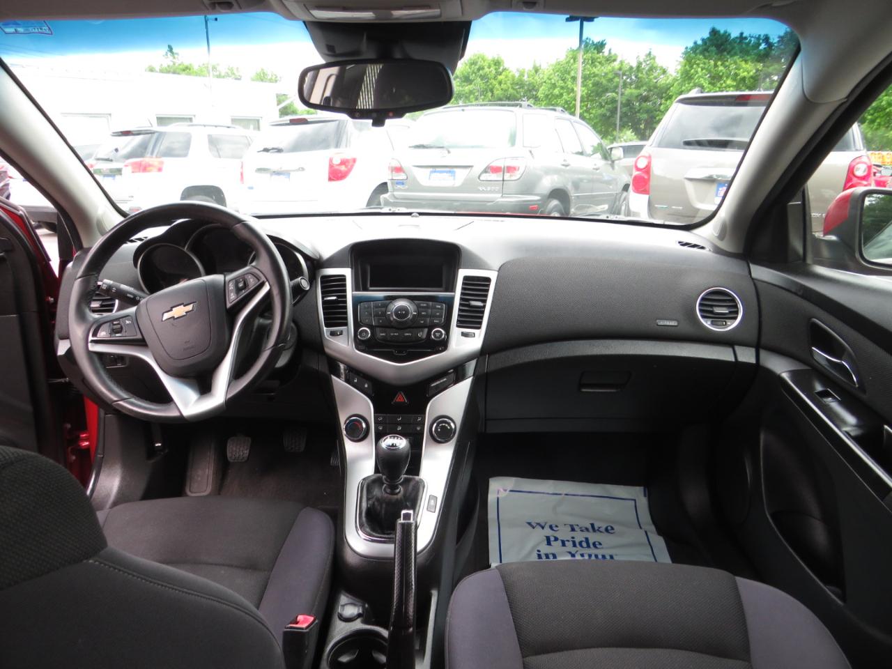 Chevrolet Cruze 4dr Sdn ECO 2012