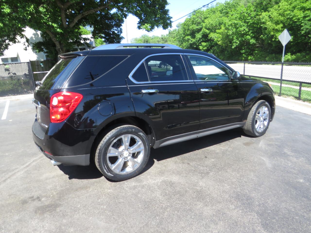 Chevrolet Equinox FWD 4dr LTZ 2011