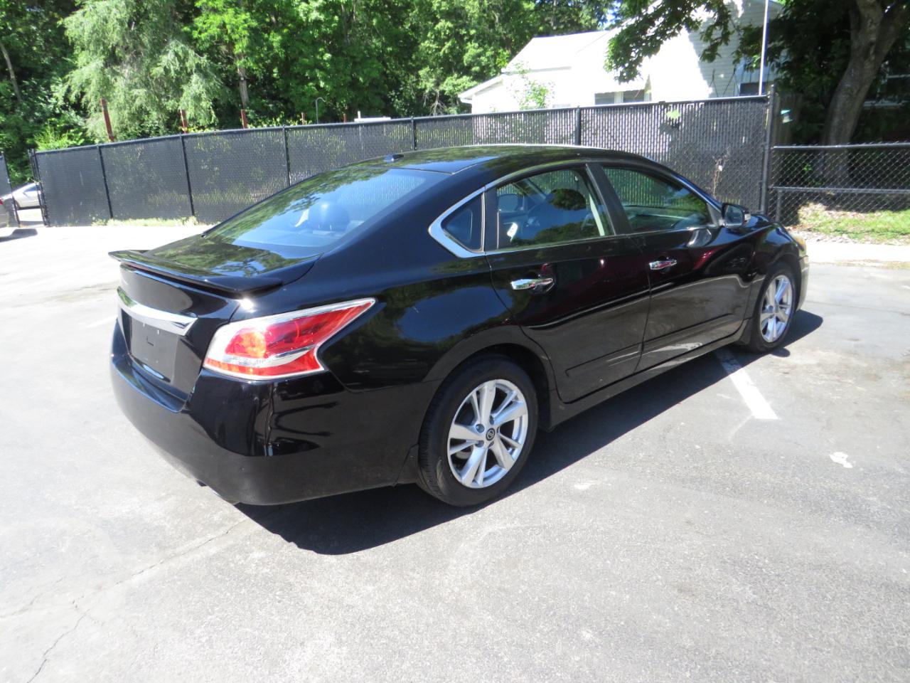 Nissan Altima 4dr Sdn I4 2.5 SL 2015