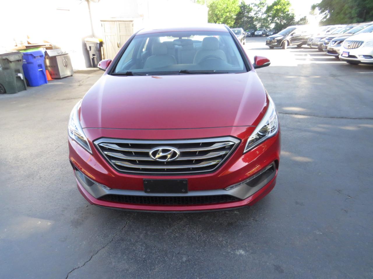 Hyundai Sonata 4dr Sdn 2.4L Sport 2015