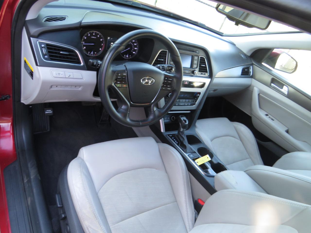 Hyundai Sonata 4dr Sdn 2.4L Sport 2015