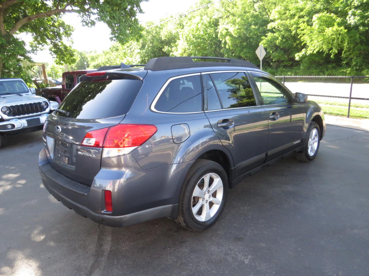 Subaru Outback 4dr Wgn H4 Auto 2.5i Premium 2014