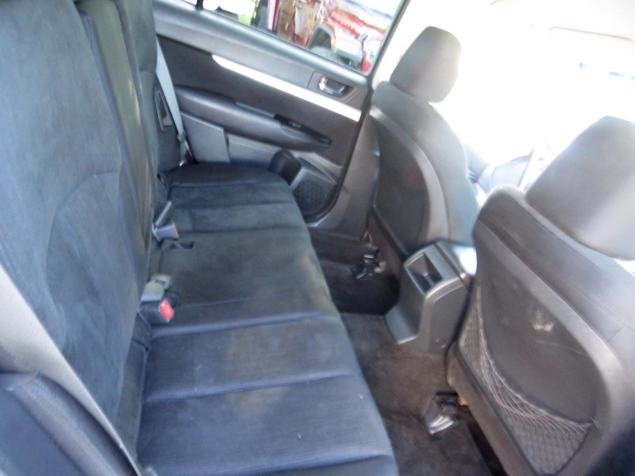 Subaru Outback 4dr Wgn H4 Auto 2.5i Premium 2014