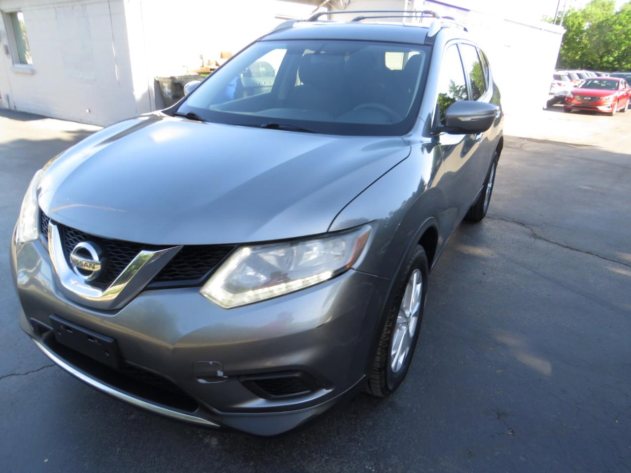 Nissan Rogue FWD 4dr SV 2015