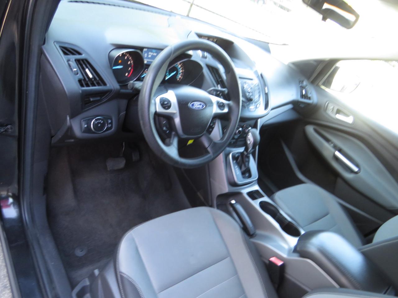 Ford Escape FWD 4dr SE 2013