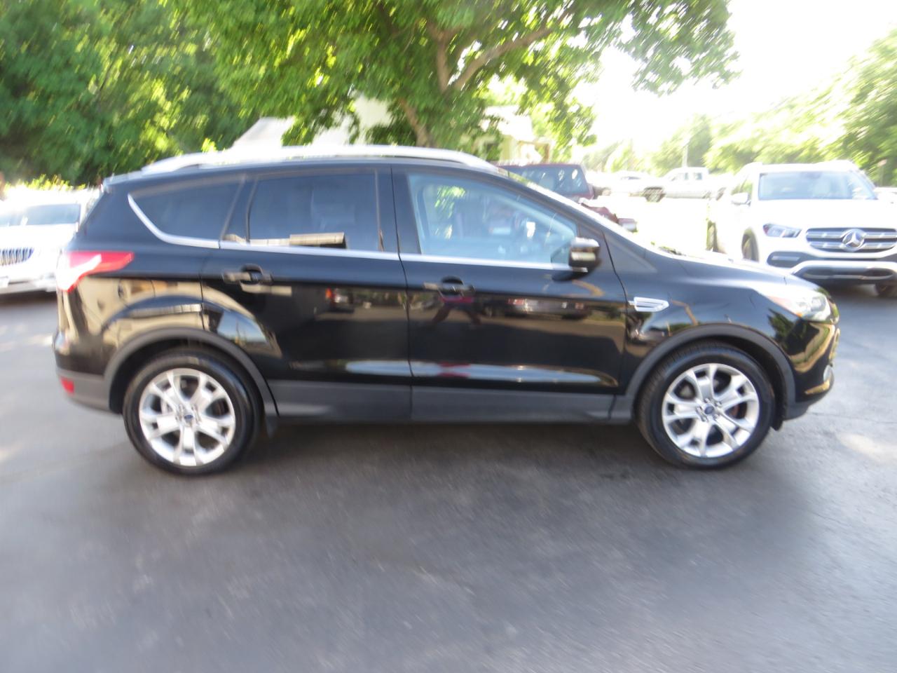 Ford Escape FWD 4dr Titanium 2016