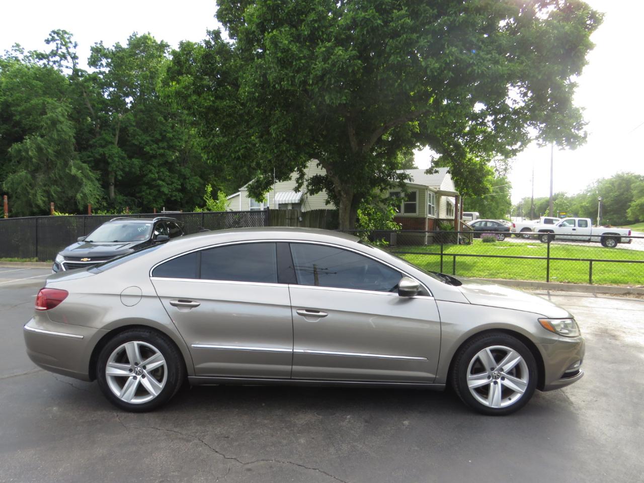 Volkswagen CC 4dr Sdn DSG R-Line 2014