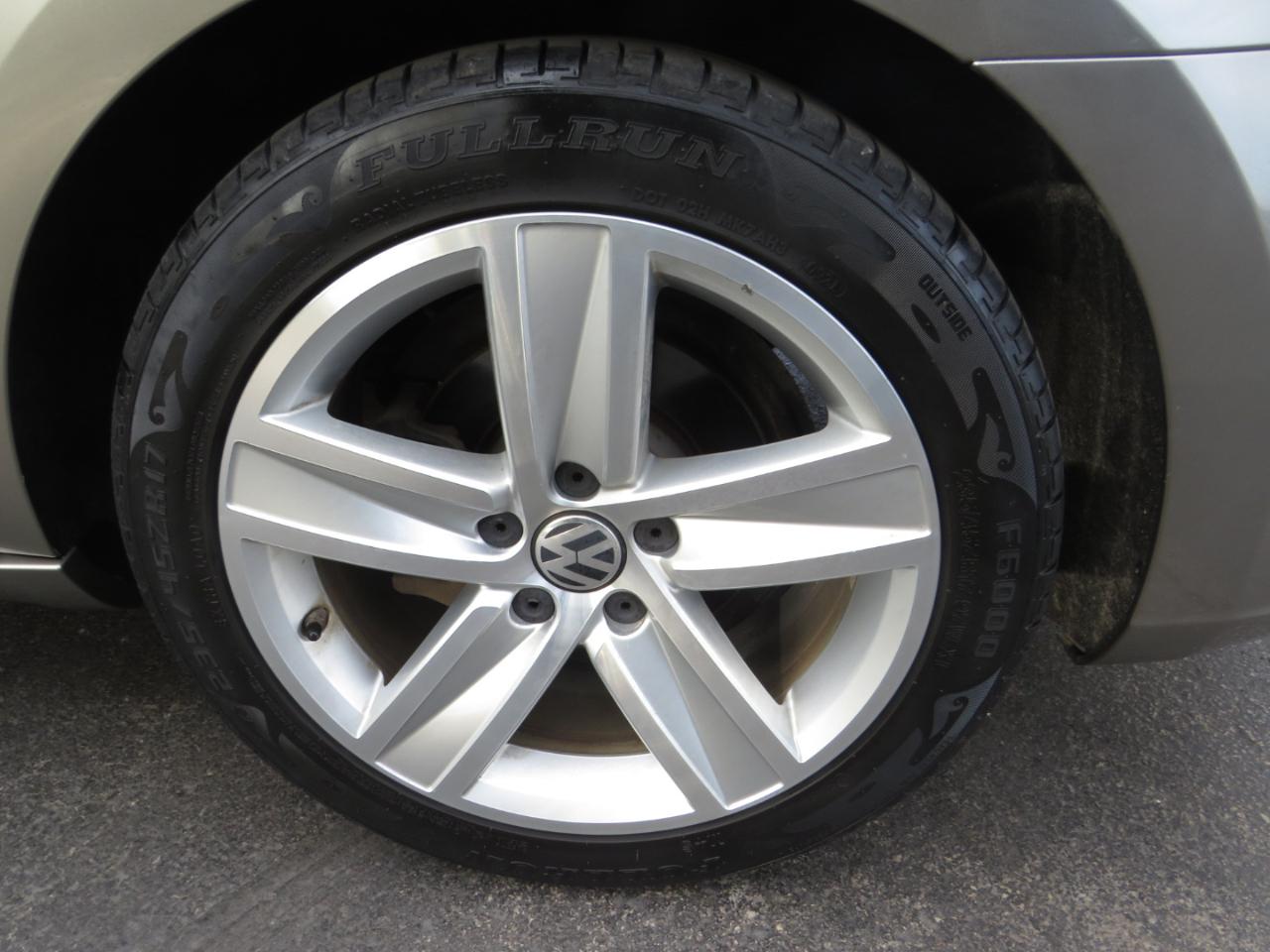 Volkswagen CC 4dr Sdn DSG R-Line 2014
