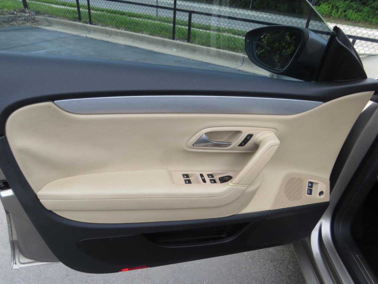 Volkswagen CC 4dr Sdn DSG R-Line 2014